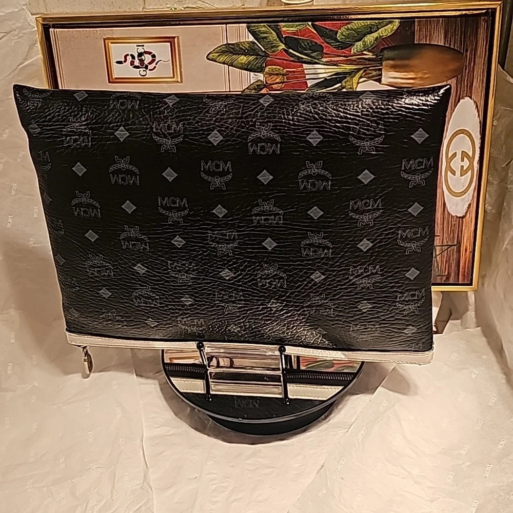 MCM Oversized Studded Clutch Pouch /Ipad Case - Picture 11 of 12